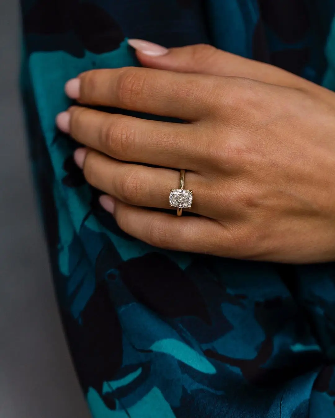 JOVOVASMILE Moissanite 14k Gold Rings For Women 3carat 9x7mm Crushed Ice Hybrid Elongated Cushion Cut Au750 Solitaire Ring