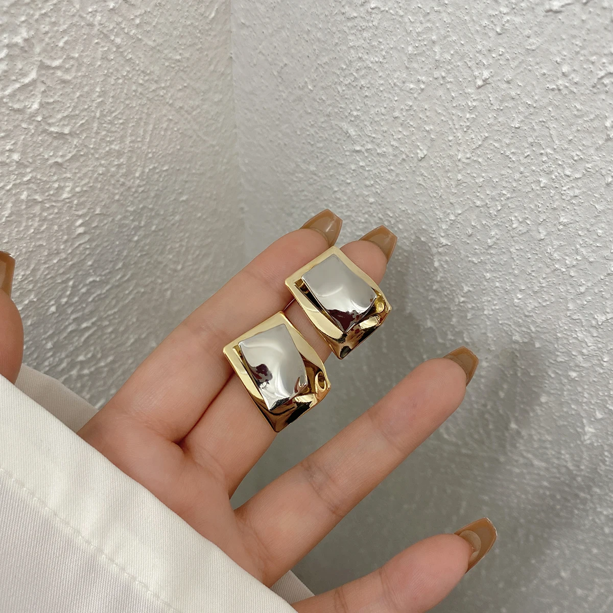 Женские винтажные медные серьги Flashbuy необычные металлические золотого и