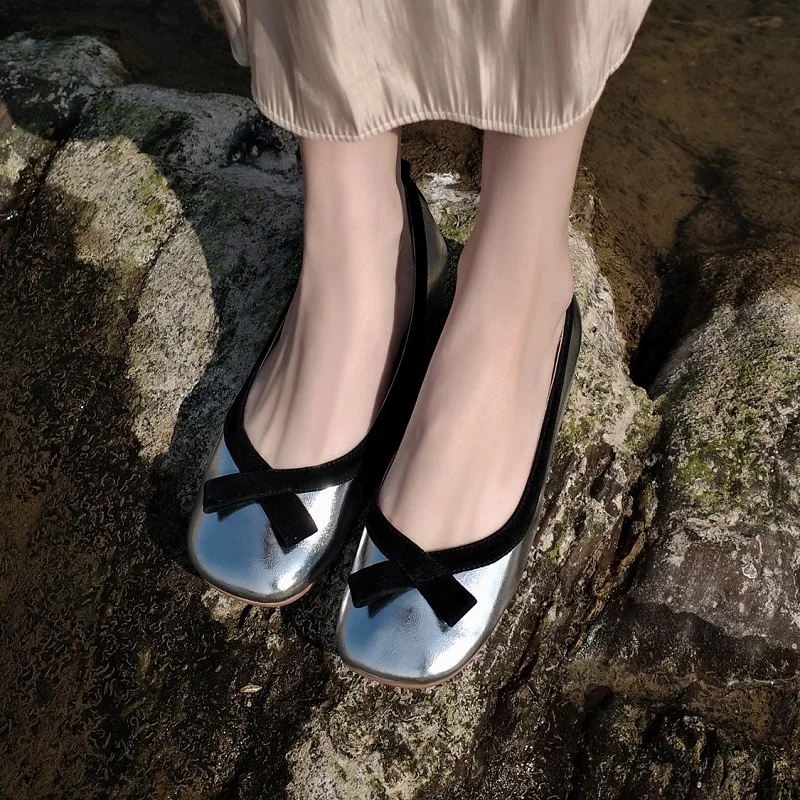 Туфли женские с квадратным носком лоферы без застежки плоская подошва