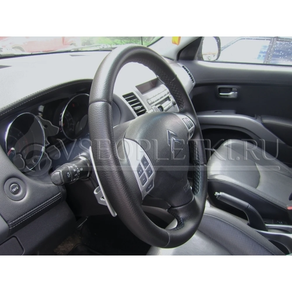 Оплетка на руль &quotCitroen C-Crosser&quot (Ситроен С-Кроссер) для кожаного руля - черная