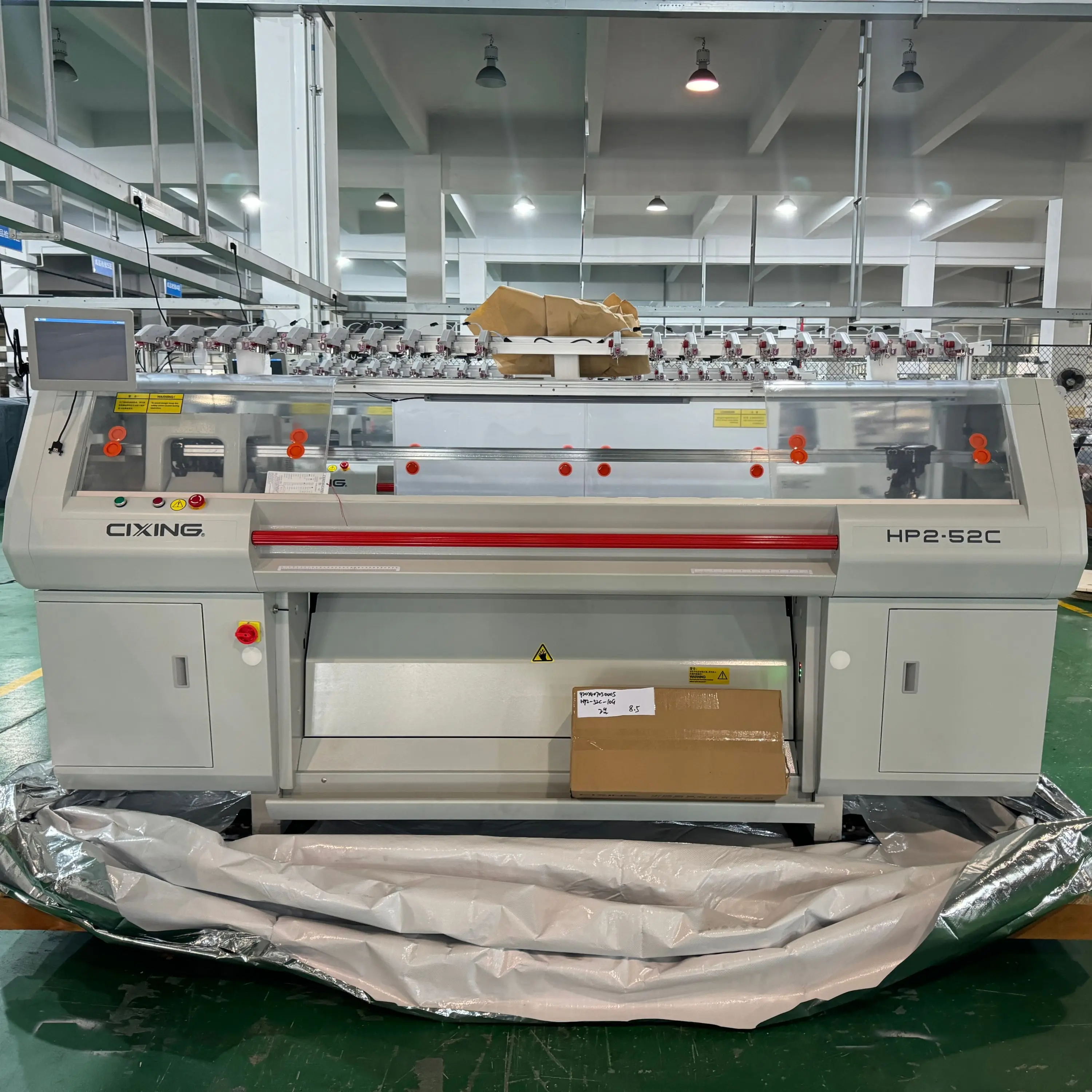 Фото Китайский бренд CIXING, компьютеризированная плоская вязальная машина с 7 калибрами CX2-52EC-U для продажи №3