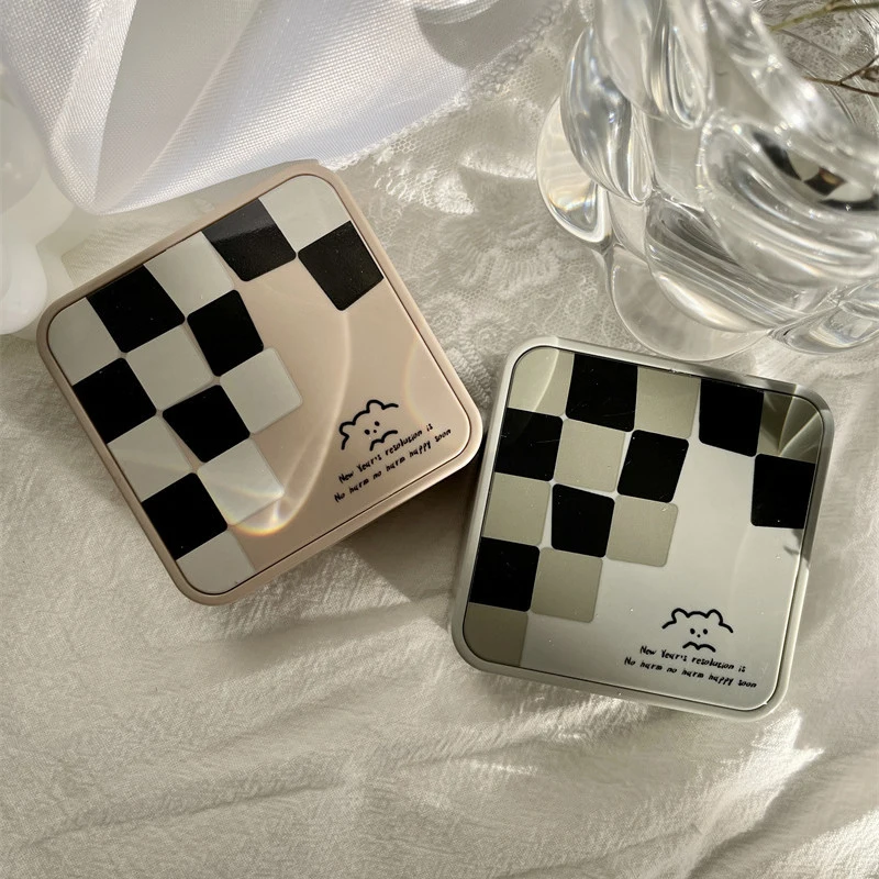 

Portable Contact Lens Case Checkerboard Cute Contact Lense Box Student Girls Small Contact Lens Storage Box