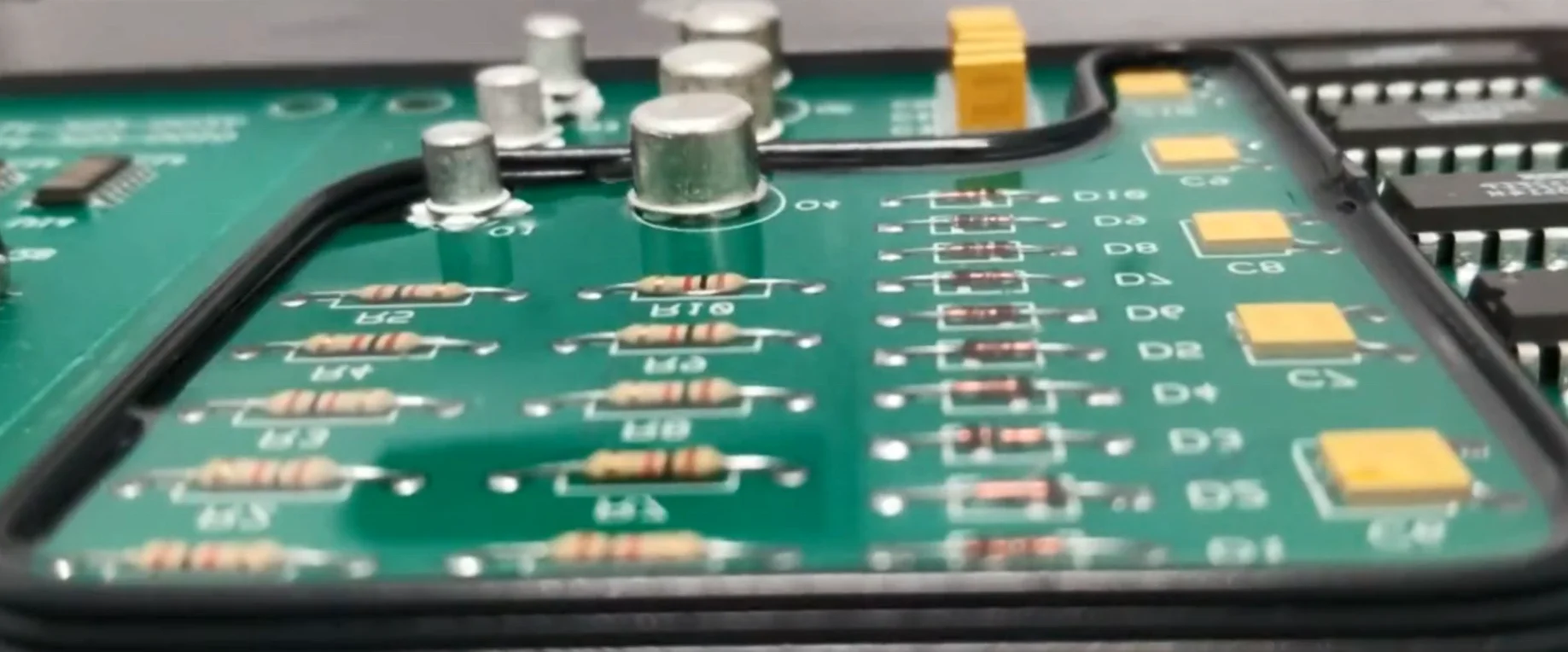 Промышленный автоматический вращающийся диспенсер 4-осевой для клея робот