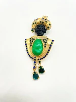 stunning vintage style blacka moor glass and crystal rhinestone pin brooch luxury aesthetic retrogold plated jewelry