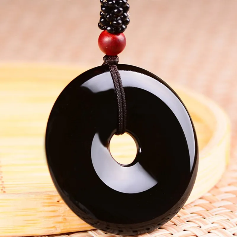 Красивый натуральный черный обсидиановый резной круглый кулон на удачу с