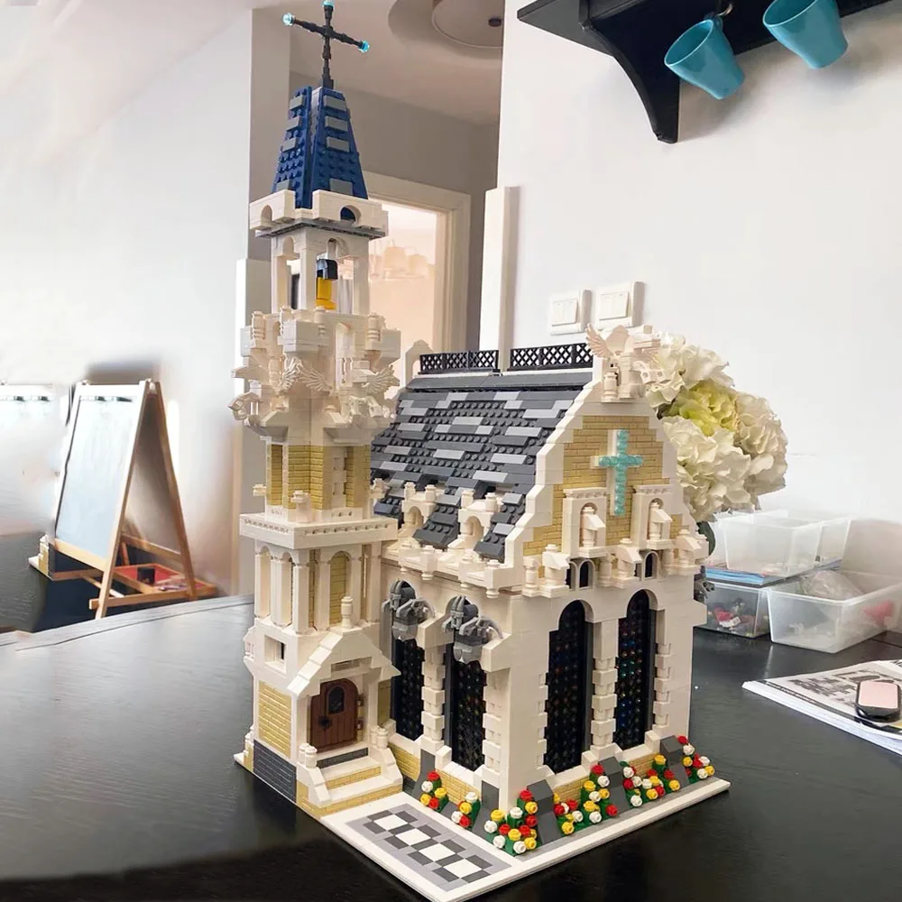 

033006 экспертный вид на улицу Moc, средневековый город, церковь, кирпичи, модульный дом, модель, строительные блоки, игрушки, знаменитая архитек...