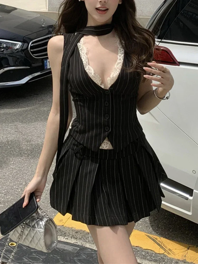 Женский комплект из двух предметов жилет в полоску стиле пэчворк плиссированная