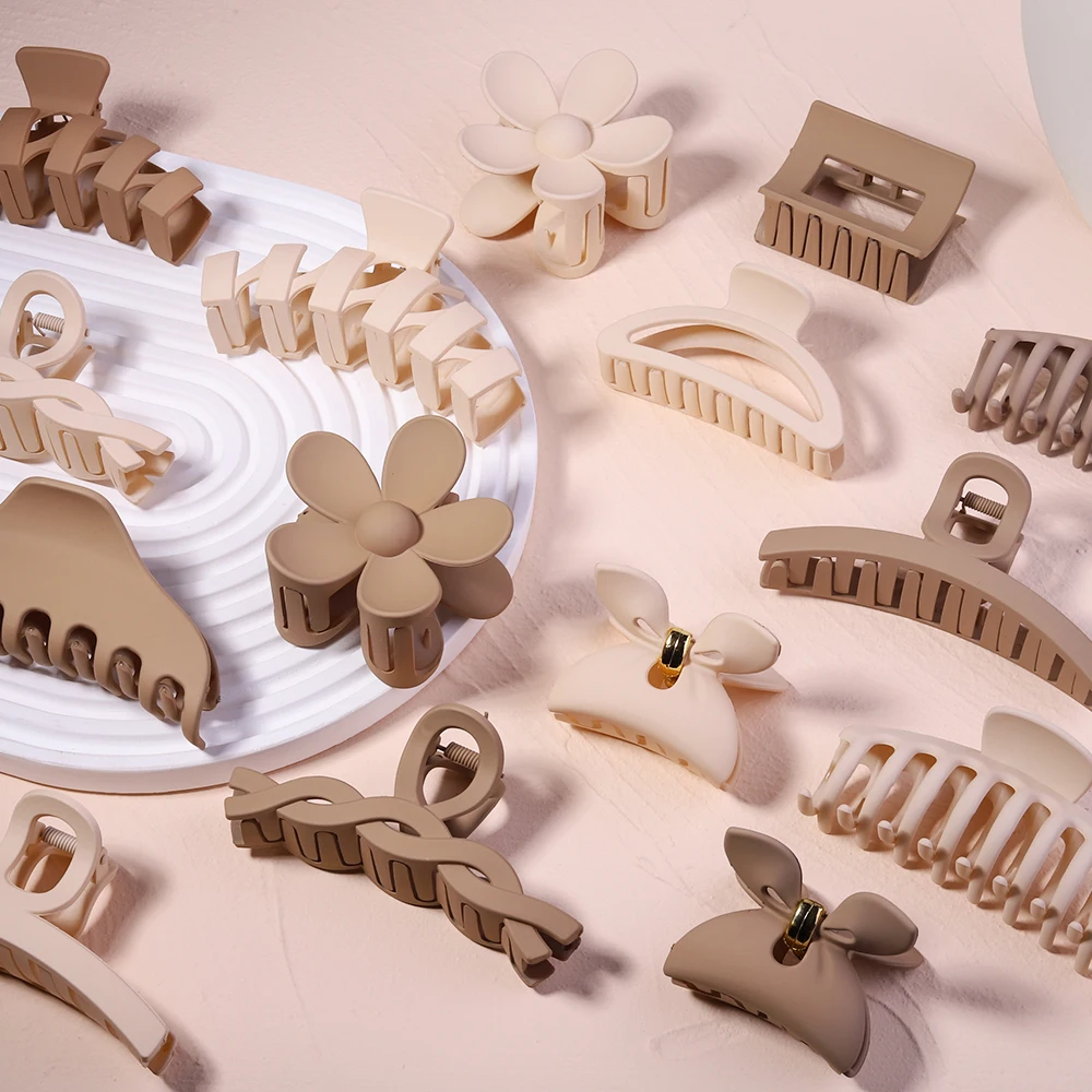 

1Pcs Korean Coffee Beige Large Hair Claw Acrylic Hairpin Geometry Barrette Crab Hair Clips Headwear Womens Girl Hair Accessories