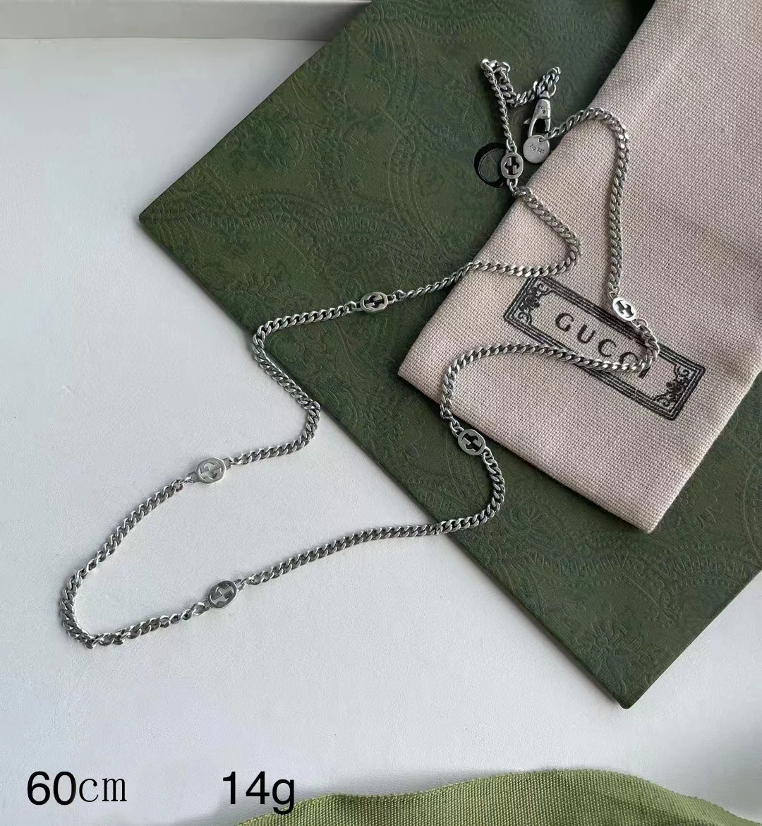 

Женская цепочка из серебра пробы, 60 см, 14 г