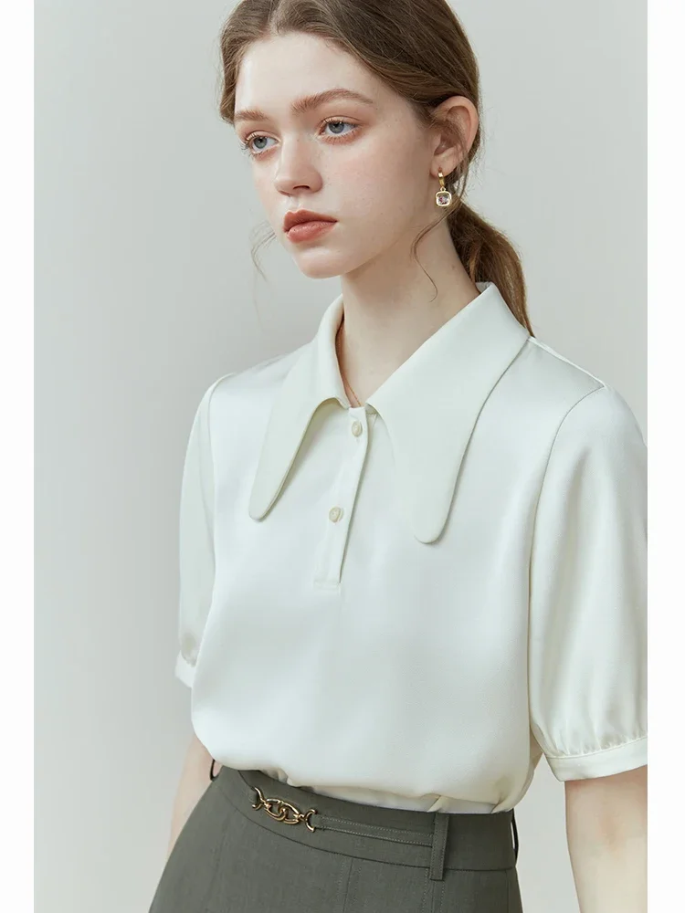 Женская рубашка-поло с острым вырезом и коротким рукавом