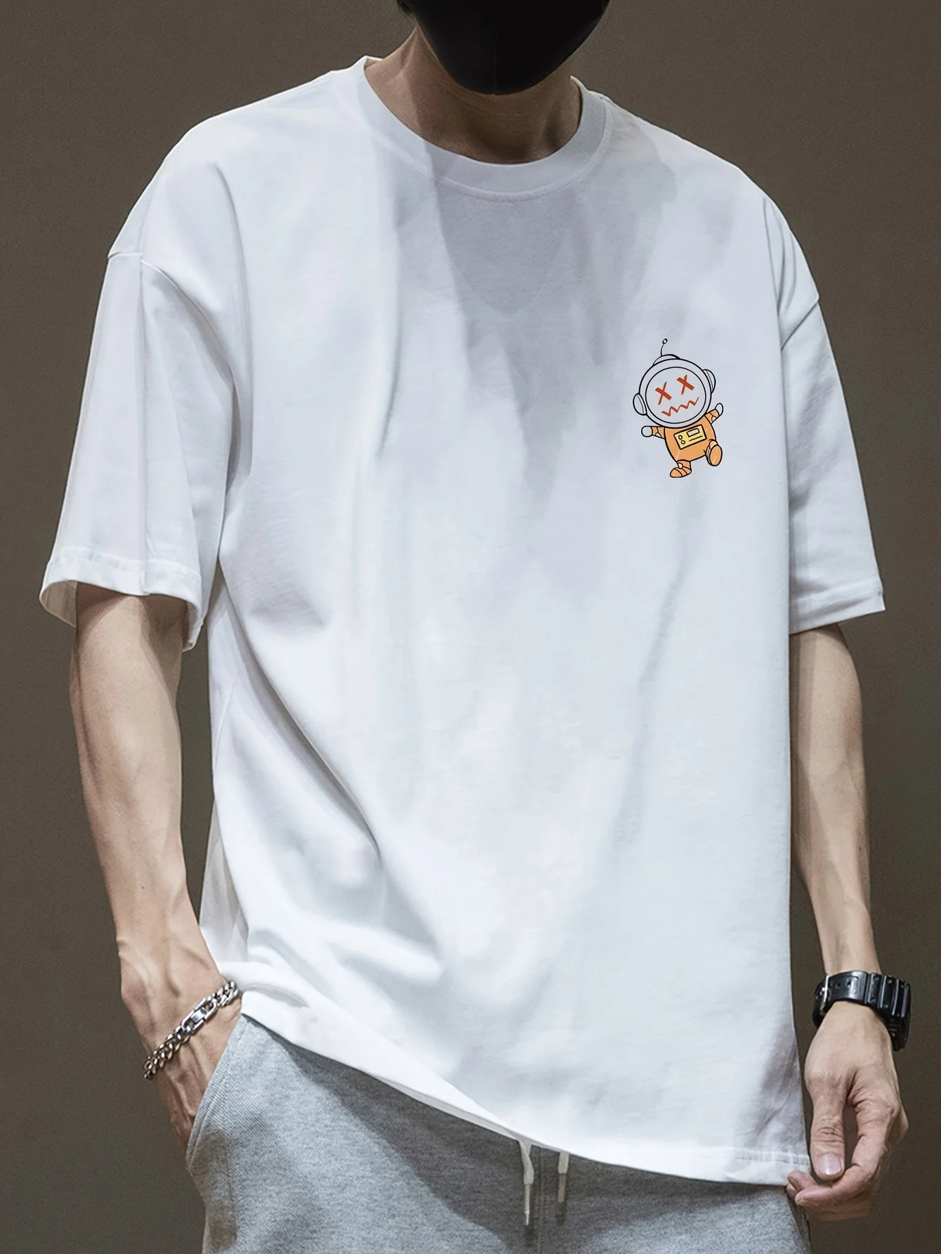 Men's 100% Cotton Astronaut And Planet Graphic Print T-shirt Casual Short Sleeve Crew Neck Tee Clothing For Summer Outdo