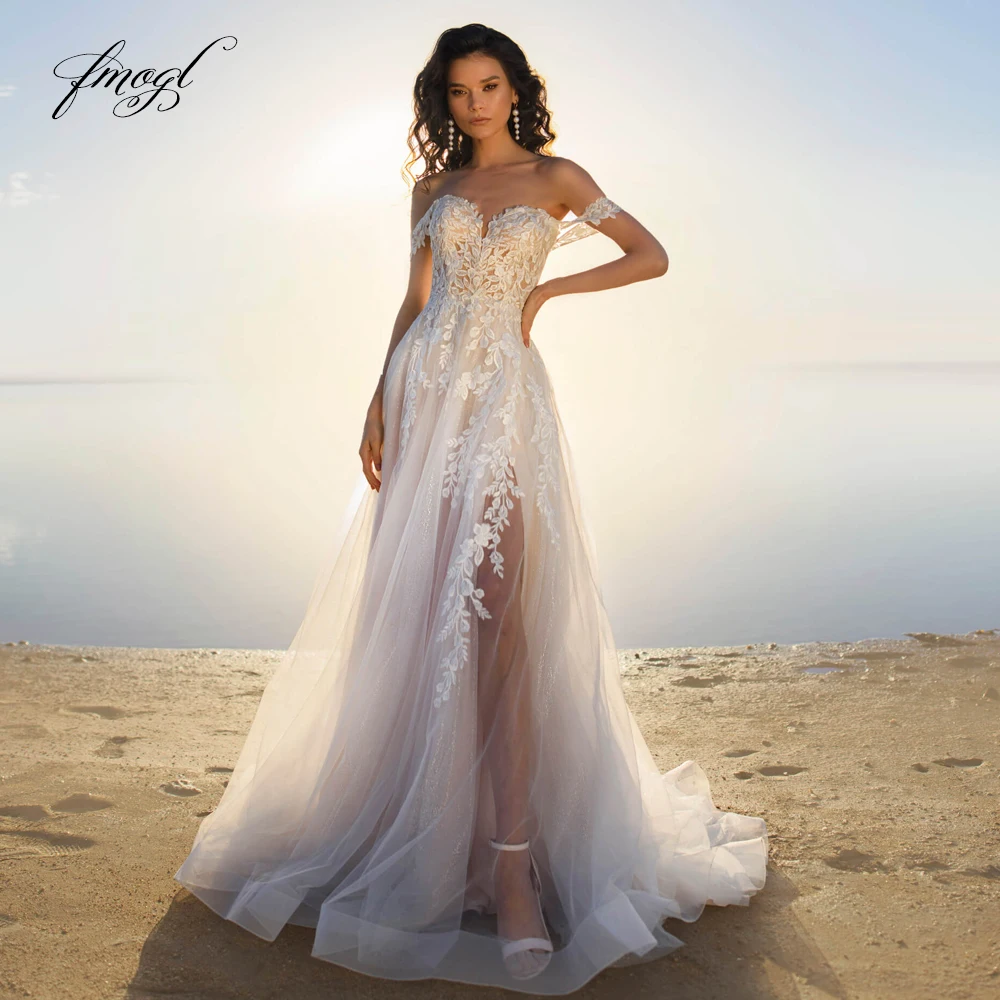

Fmogl Sexy Boat Neck Lace Vintage A Line Wedding Dresses Vestido De Noiva Luxury Appliques Backless Sweep Train Bridal Gown