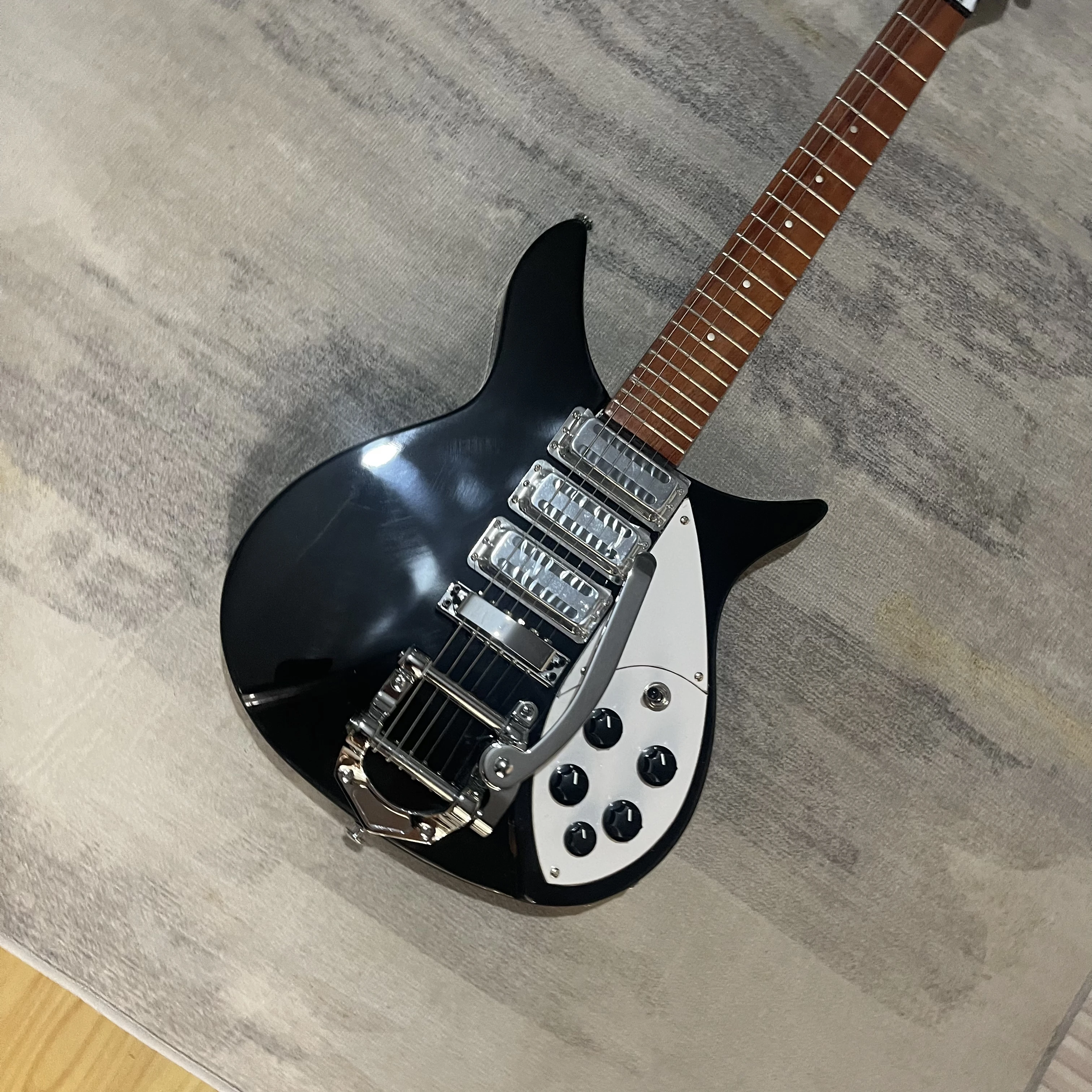 6-струнная электрогитара черный глянцевый британский стиль подходит для