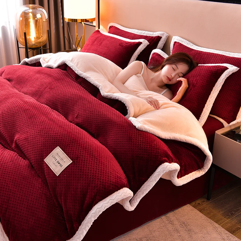 

Baby Cashmere Velvet Duvet Cover for Bedroom Comforter SetsThicken Quilt Cover Bedding Set Duvet Cover Queen King Bed Linen