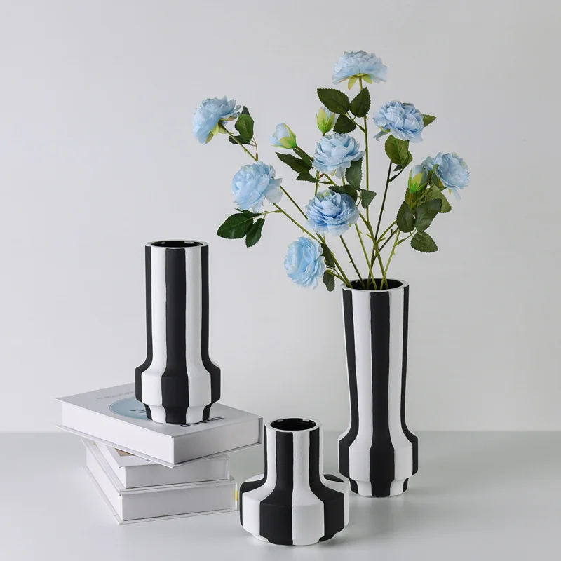 

Creative Black White Stripe Ceramic Vase Table Setting Living Room Decoration Art Flower Arrangement Crafts Home Decoration