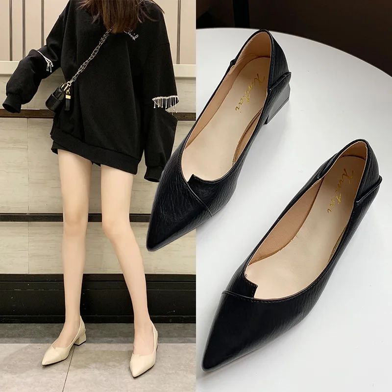 

Fashion thick heel shallow mouth high-heeled shoes women's pointed toe professional work shoes black medium heel leather shoes