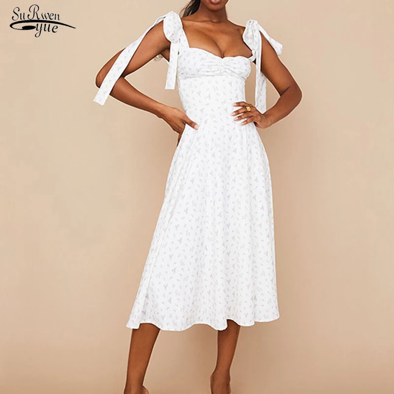 

Женское приталенное платье с открытой спиной, без рукавов, с цветочным принтом