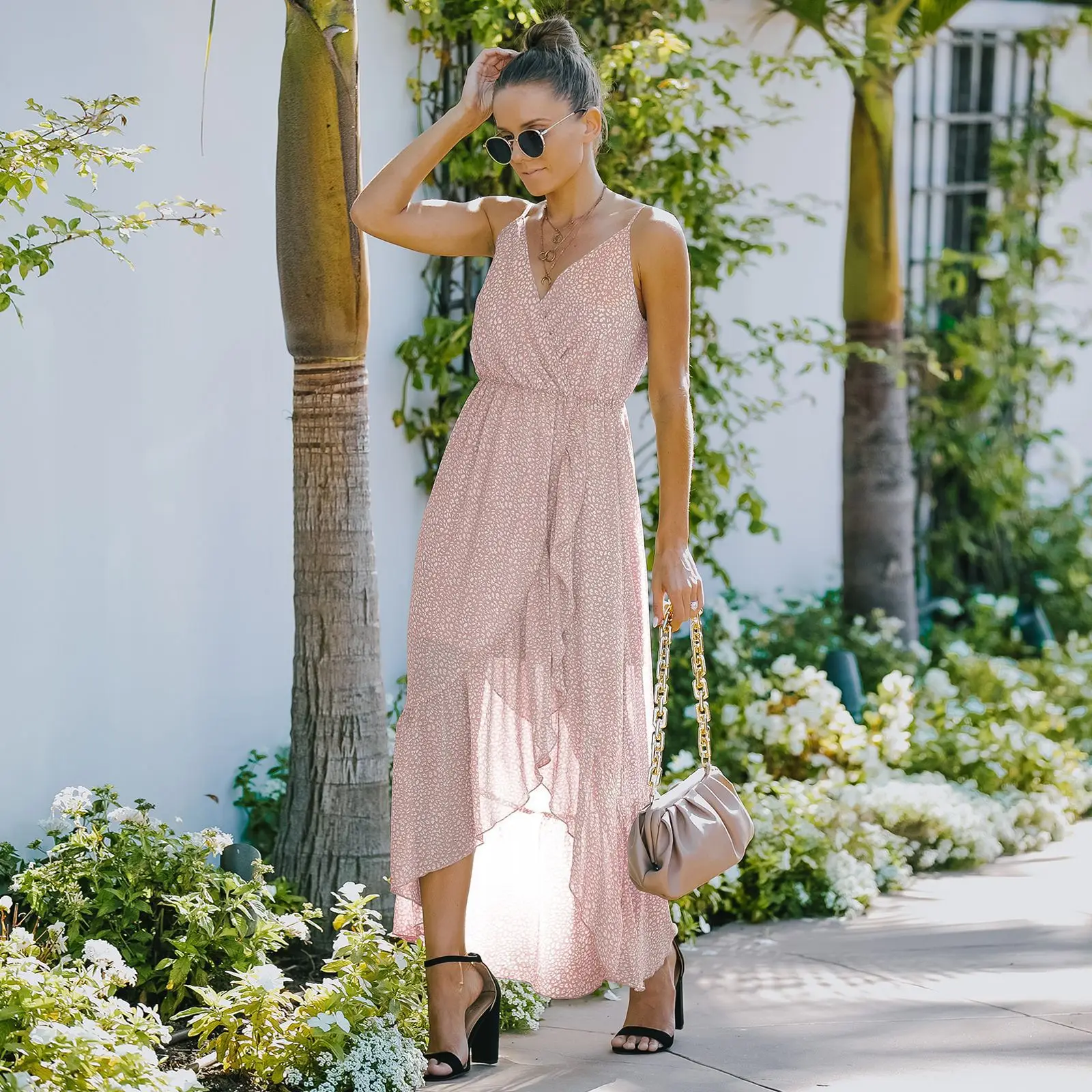 

Женское платье в горошек, длинное платье на бретелях с оборками, лето 2022