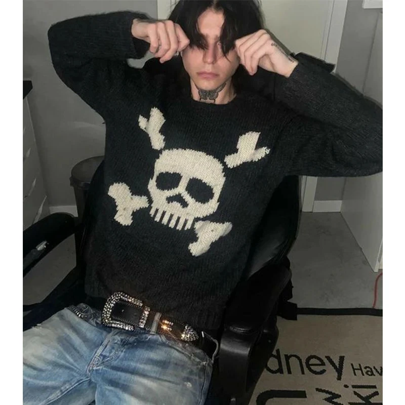 Женский свитер в стиле Харадзюку черный вязаный на молнии с принтом черепа