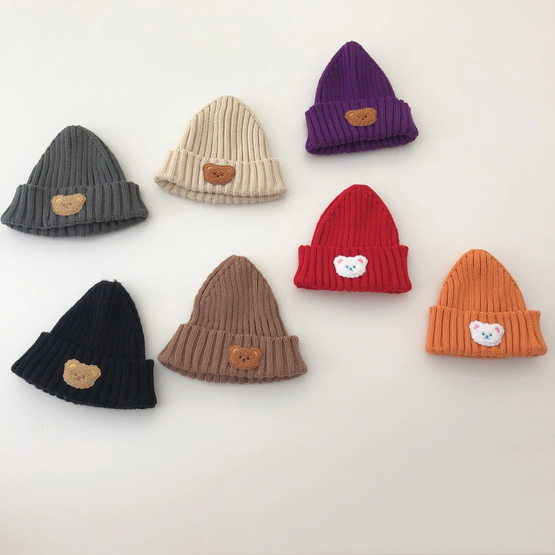 2022 г. Осень-зима, новая детская вязаная шапка с рисунком медведя для девочек, модная шапка для маленьких мальчиков, эластичные Повседневные ...