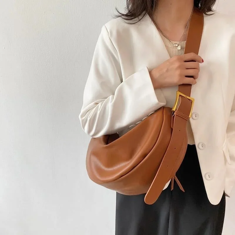 

Women's Handbag 2023 Trend Simple Large Capacity Summer New Versatile Casual Dumpling Type Messenger Shoulder Bags