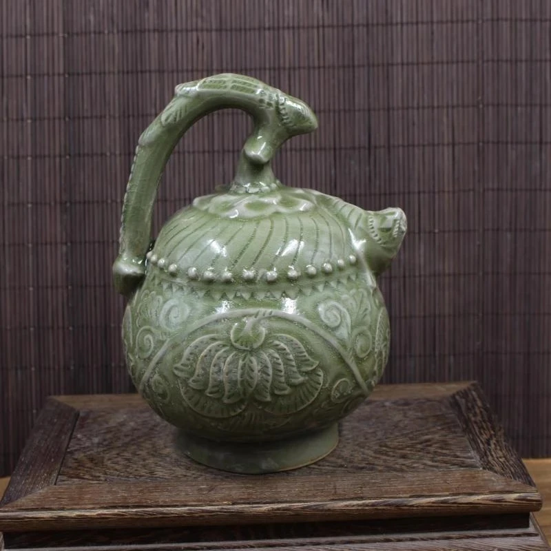 Ceramic Kiln Celadon Glaze Lifting Handle Pouring Pot Reflux Pot Antique Porcelain Antique Antique Old Goods Old Goods Ornaments