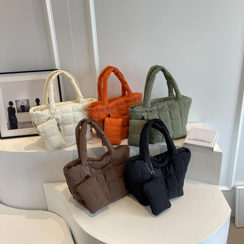 

Large-capacity Armpit Women's Bag Korean Fashion Shoulder Tote Bag Luxury Designer Handbags High Quality 2023