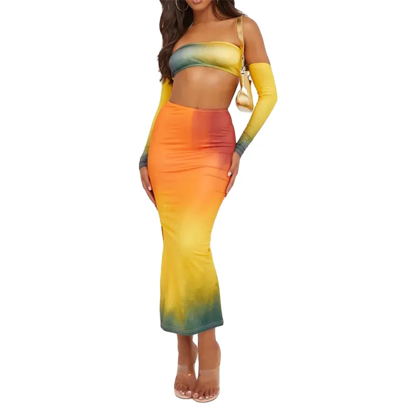 

Женский летний комплект из двух предметов, клубный Топ бандо с принтом и завышенной талией и юбка с разрезом и рукавом на лодыжке