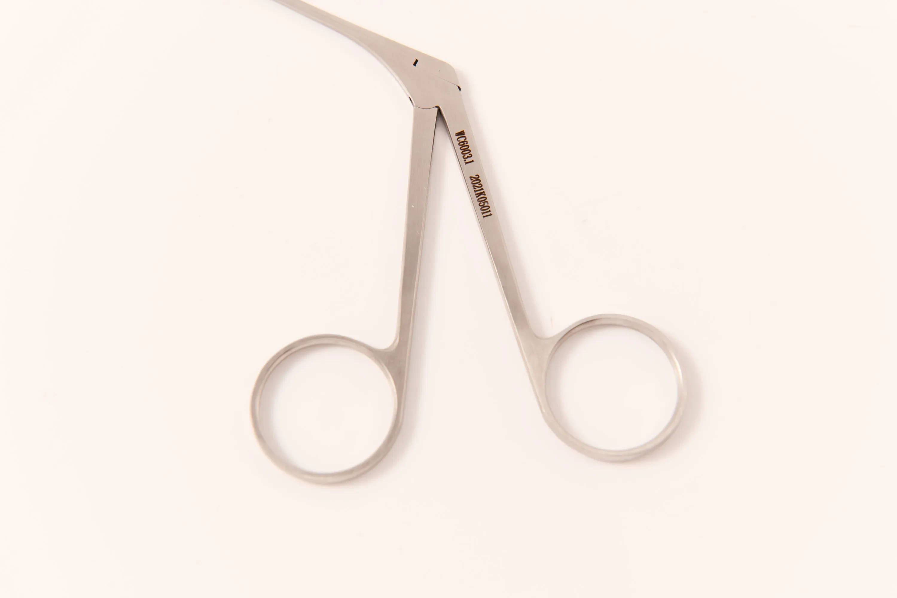 WC6003.1 Прямые продажи с фабрики высококачественные щипцы для ЛОР со средним ухом