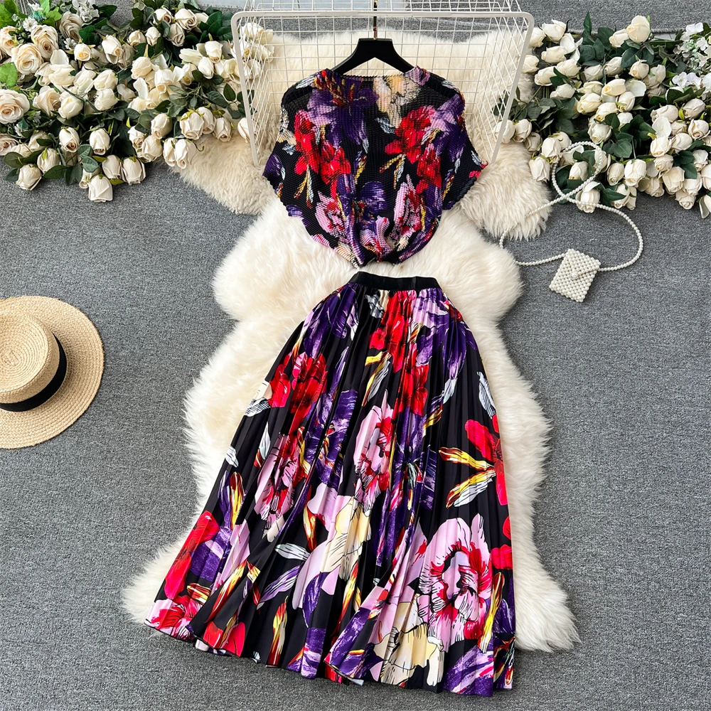 Рисунок 5 - Женский шикарный костюм Clothland