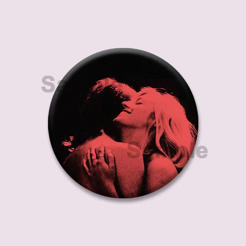 

Булавка "Телевизионная девушка"