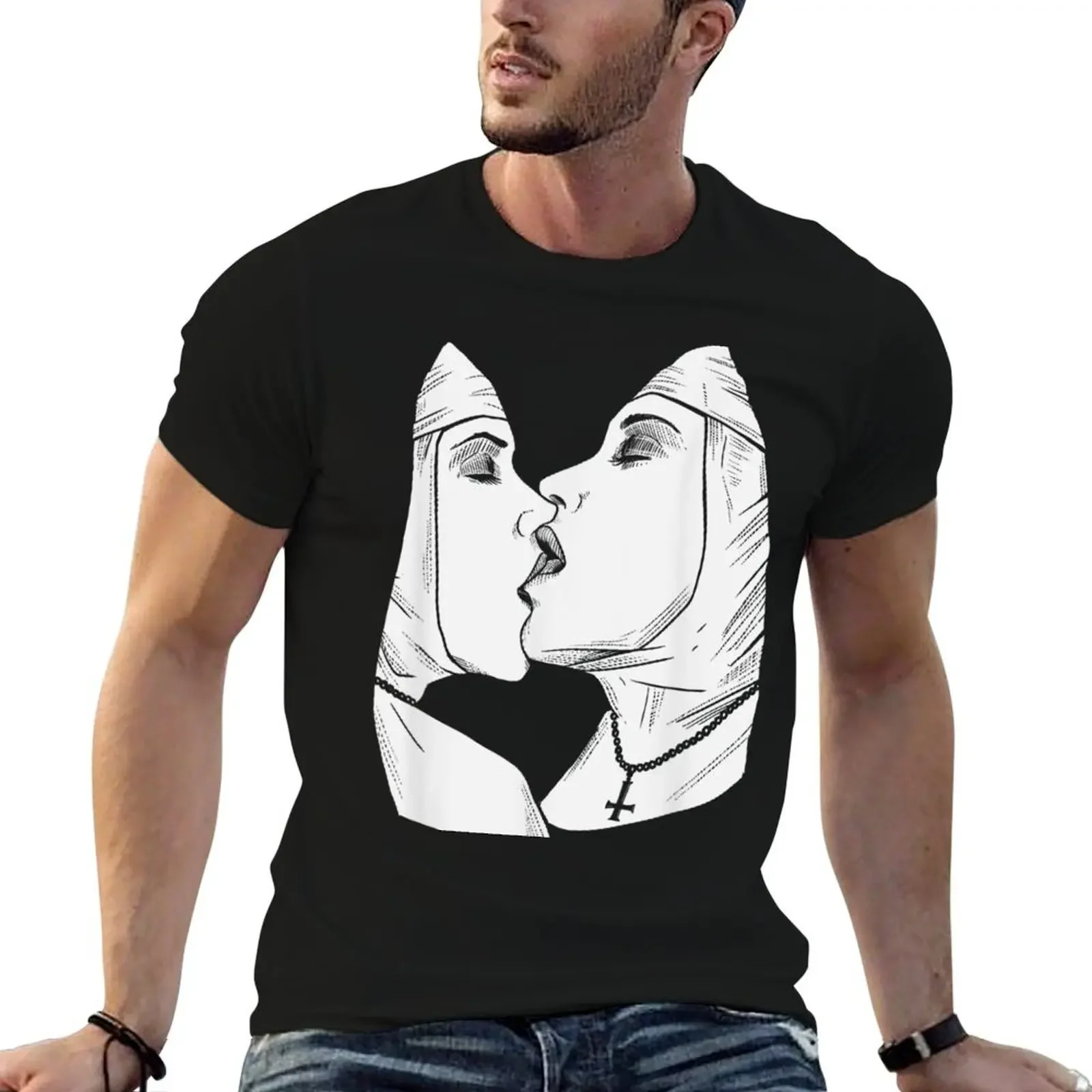 Сексуальный лесбийский поцелуй монахиня бондаж сатанинская оккультная