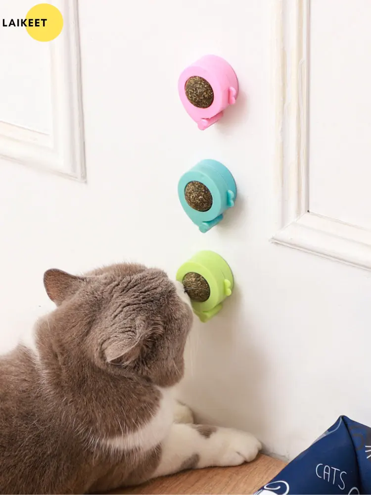 

Natural Catnip Ball Toys 3cm Rotate Candy Cat Nip for Kitten Catmint Snack Wall Mount Stick-on Energy Rolling Ball Refill Holder