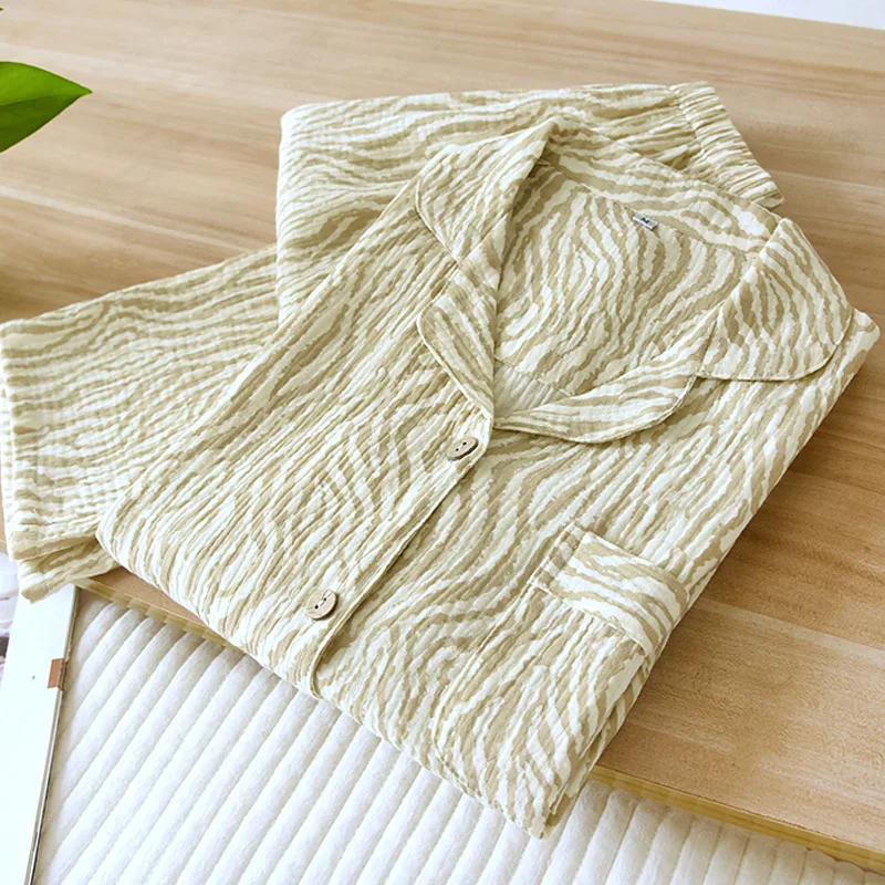 

Women Cotton Gauze Pajamas Long Sleeve Sleepwear Khaki Leopard Print Pijamas Lapel Pyjamas