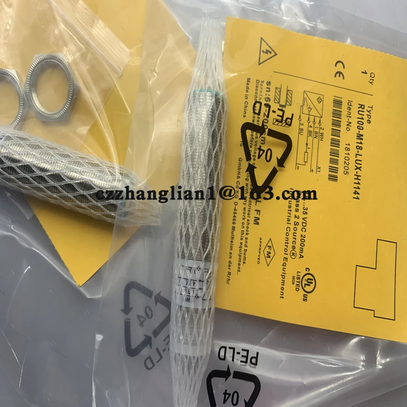 Совершенно новый ультразвуковой датчик RU100-CP40-AP6X2 RU100-CP40-AN6X2 RU100U-M18M-LFX-H1151 Гарантия