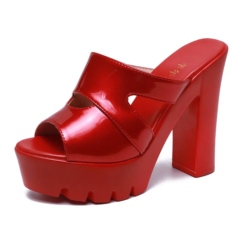 

2022 Summer Red Women's Slippers Fish Mouth Sandals Women's 40-43 Yards Thick-heeled Thick-soled Slippers Women's Flat Slippers