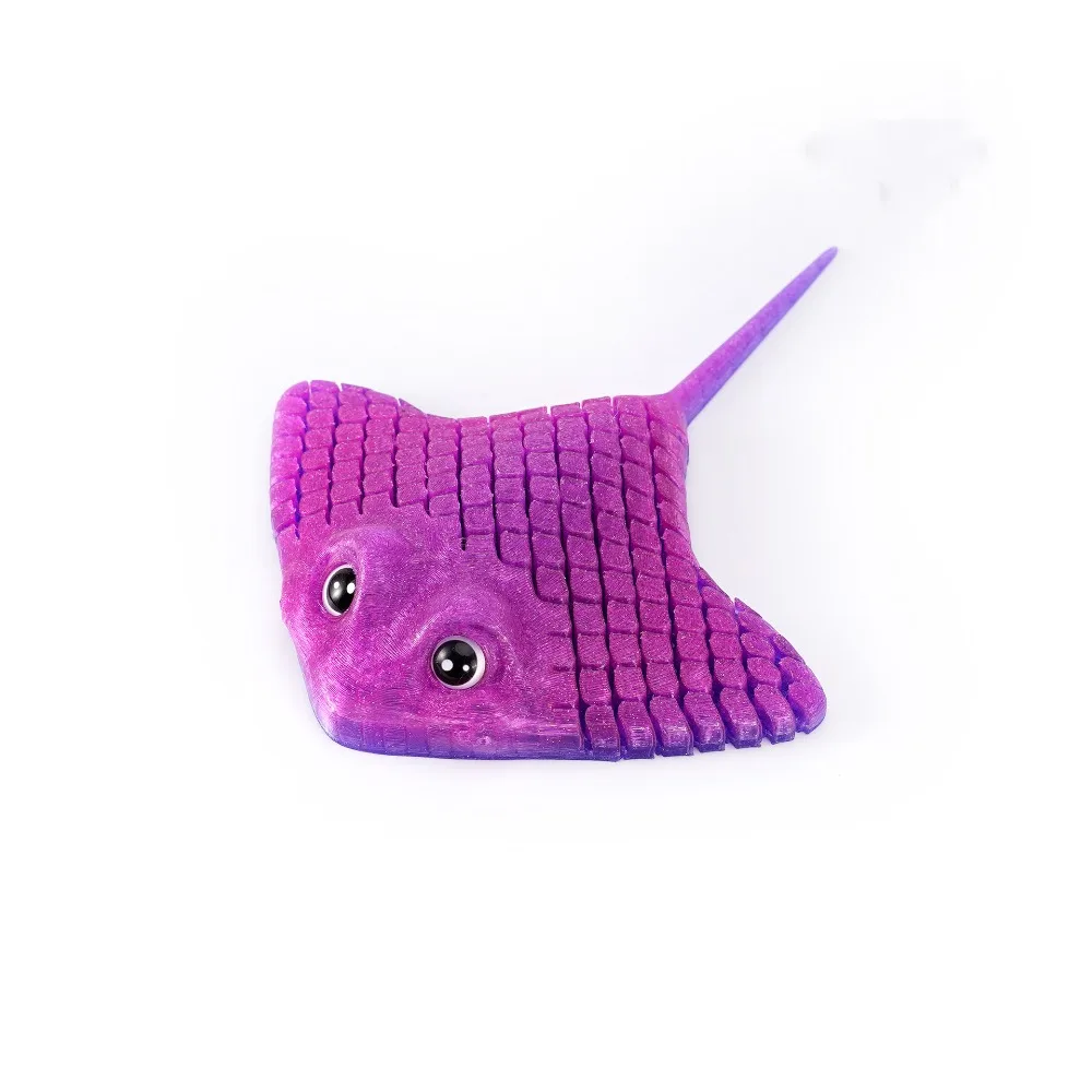 

Пластиковая 3D-печатная фигурка ската Манта