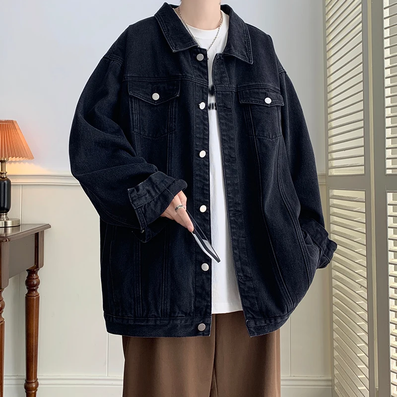 

Jaket Denim Hitam Ukuran Besar Mantel Jeans Kerah Lipat Pria Overall Banyak Saku Pakaian Jalanan Pakaian Pria Kasual Longgar