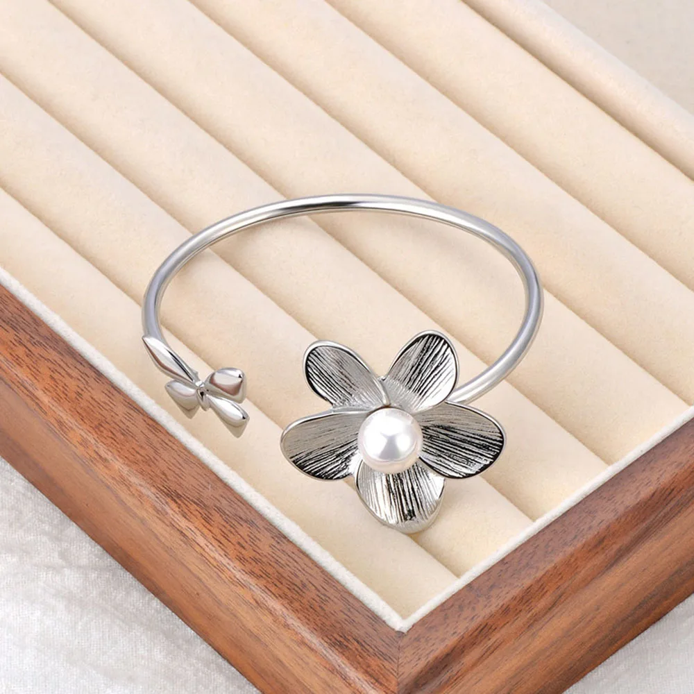 Женский Жемчужный Браслет Lokaer Открытая Нержавеющая Сталь 316L С 18-каратным