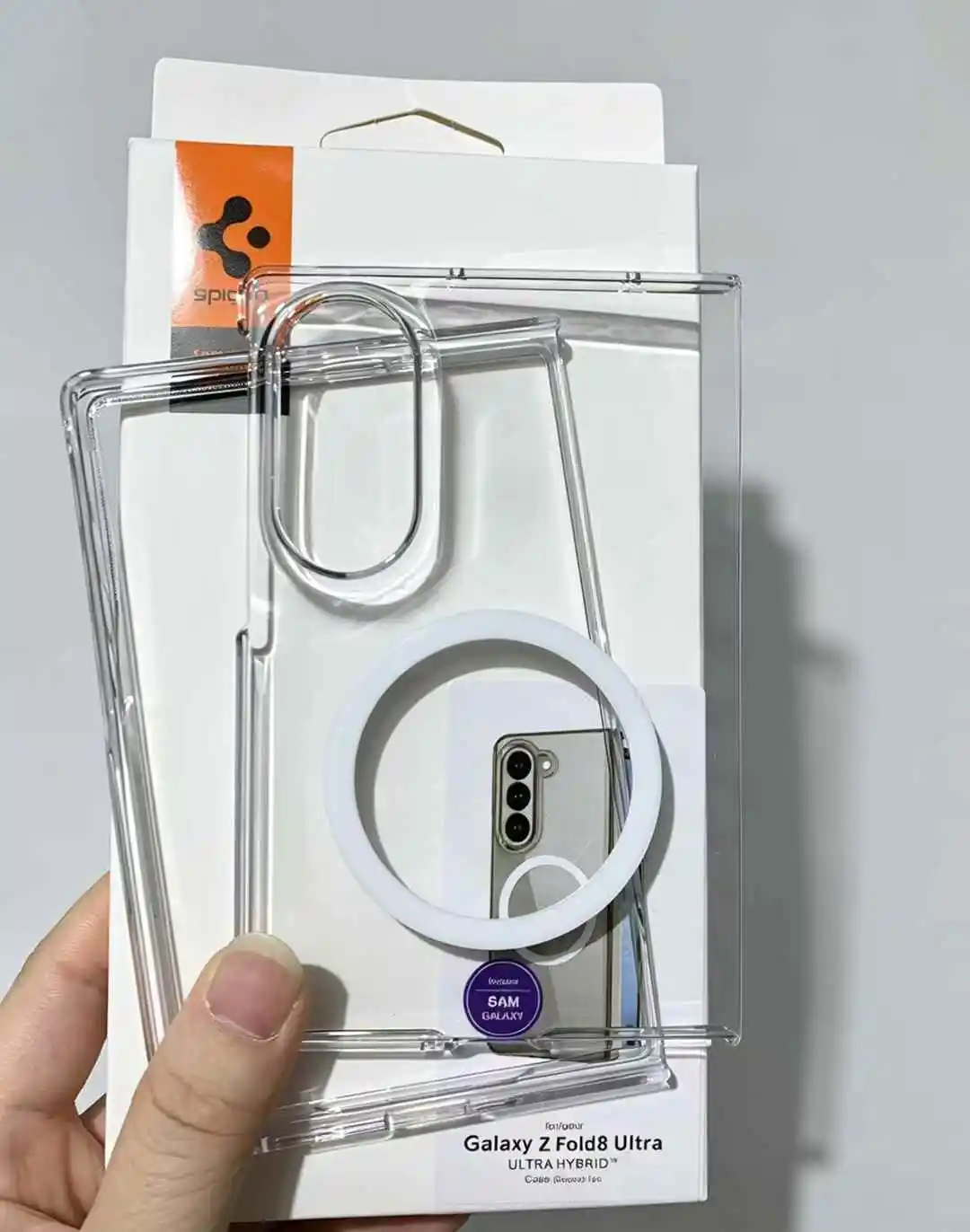 Фото Чехол Spigen для Samsung Galaxy Zfold8 с широким покрытием, воздушной подушкой, защитой от падений, прозрачный, магнитный. №3