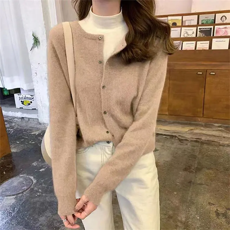 

Round Neck Short Paragraph Knit Sweater Sweater Candy Color Small Person Jacket Female Knit Sweater Top Japan Sweetness