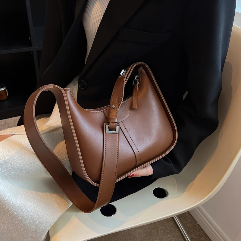 

Винтажные женские сумки через плечо из искусственной кожи, новая трендовая модная дамская сумочка, клатч, коричневые роскошные дизайнерски...