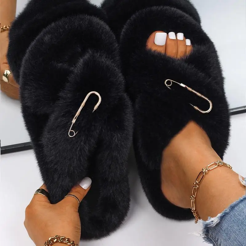 Home Winter Indoor Slippers Fluffy Slides Warm Shoes Faux Fur Slippers Plush Footwear Pin Clip Decor Flip Flops Home Shoes