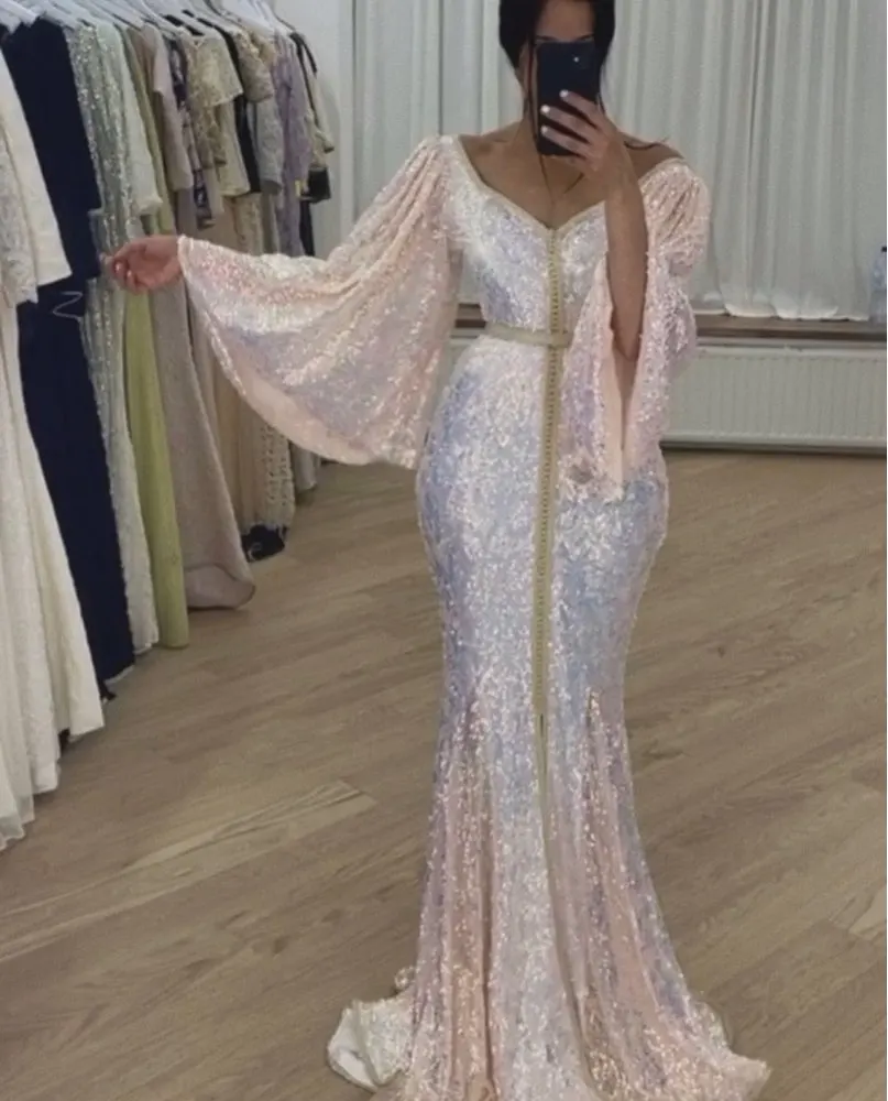 

Glitter Sequined Mermaid Evening Dress With Flare Long Sleeves Ling Pink V-Neck Formal Prom Party Gowns