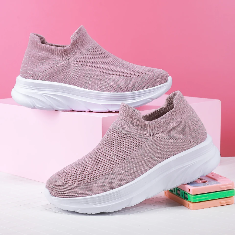 Loekeah Slip On Knitting Sock Casual Shoes Breathable Walking Shoes Lightweight Loafers Fashion Footwear For Women Jogging