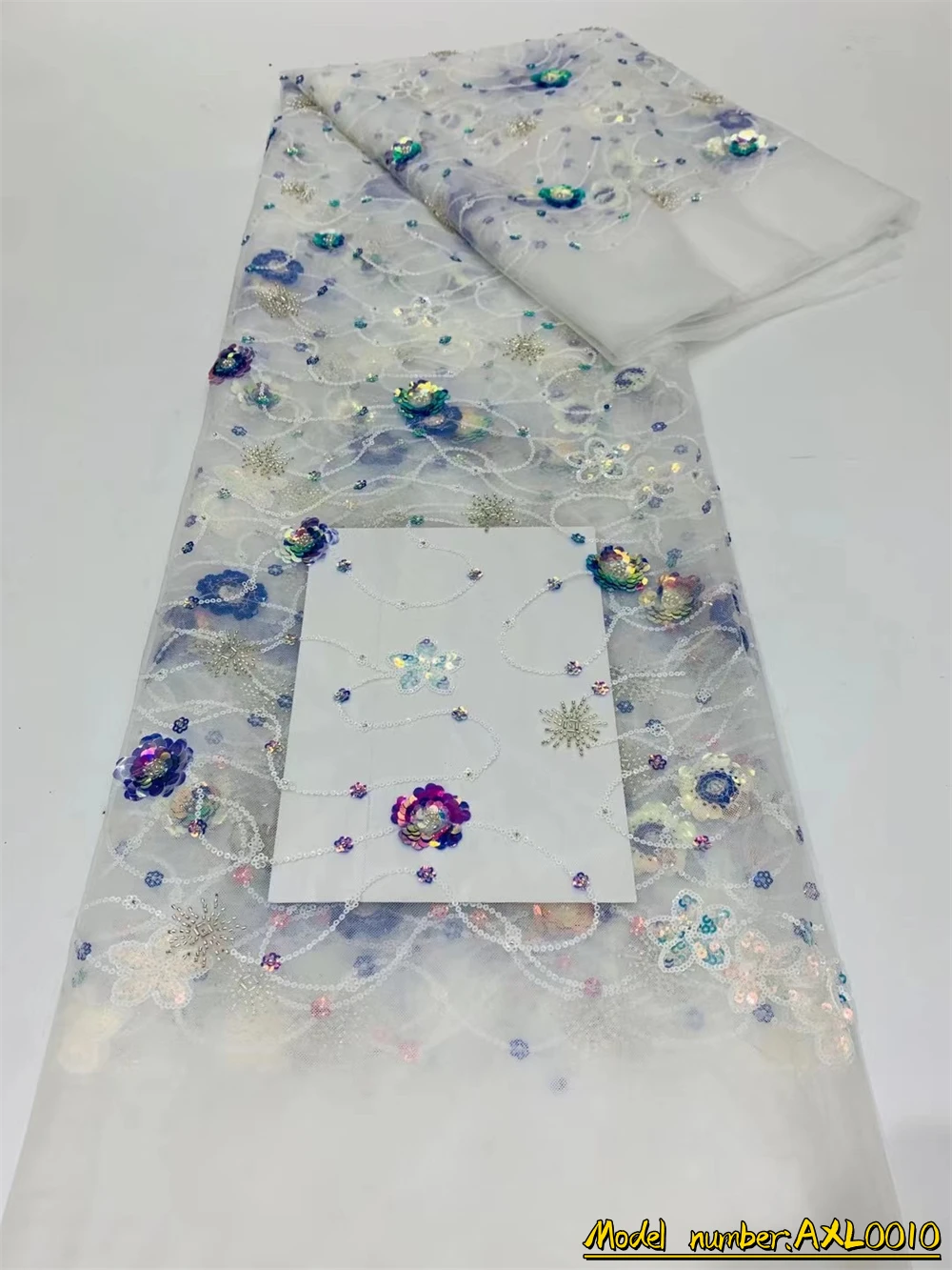 

OEMG 2022 White 3D Flowers African Lace Fabric Beaded French Lace Fabric Dubai Appliques Tulle Lace Wedding/Party Bress AXL0010