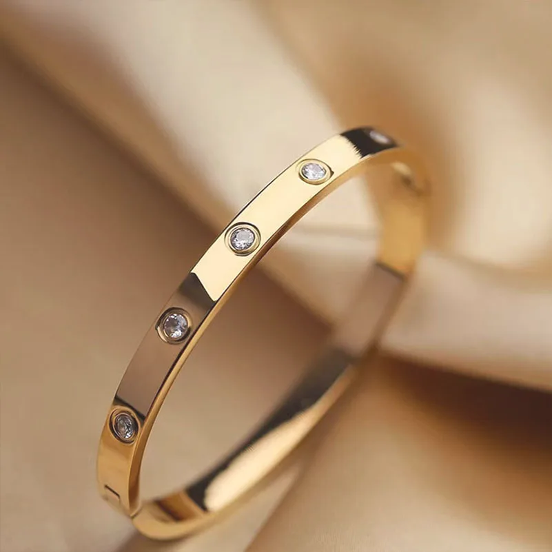 

Hot Ｓelling Ｆashion Ｔemperament Ｗith Ｄiamond Ｗomen's Ｂracelet