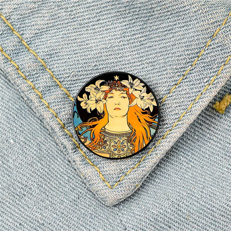

Alphonse Mucha Printed Pin Custom Funny Brooches Shirt Lapel Bag Cute Badge Cartoon Cute Jewelry Gift for Lover Girl Friends