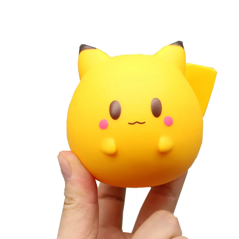 Мини-фигурка Пикачу из аниме Покемон 10 см |