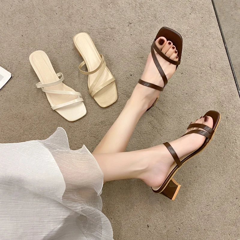 

High-Heeled Shoes Lady Womens Slippers Outdoor Pantofle Med Luxury Slides Girl 2023 Flat Designer Rome Fashion Rubber PU Hoof